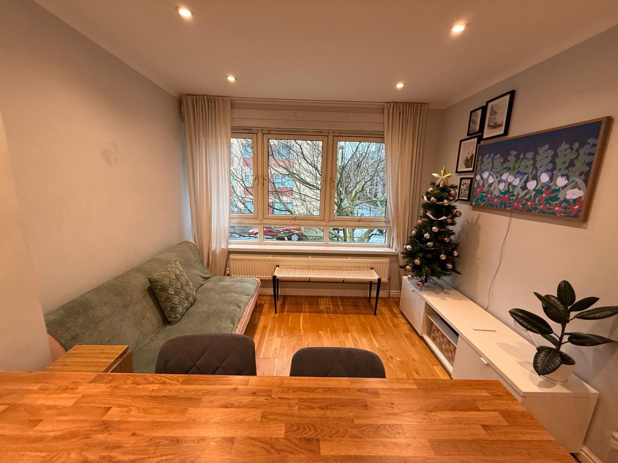 Two Bedroom Flat In The Heart Of *