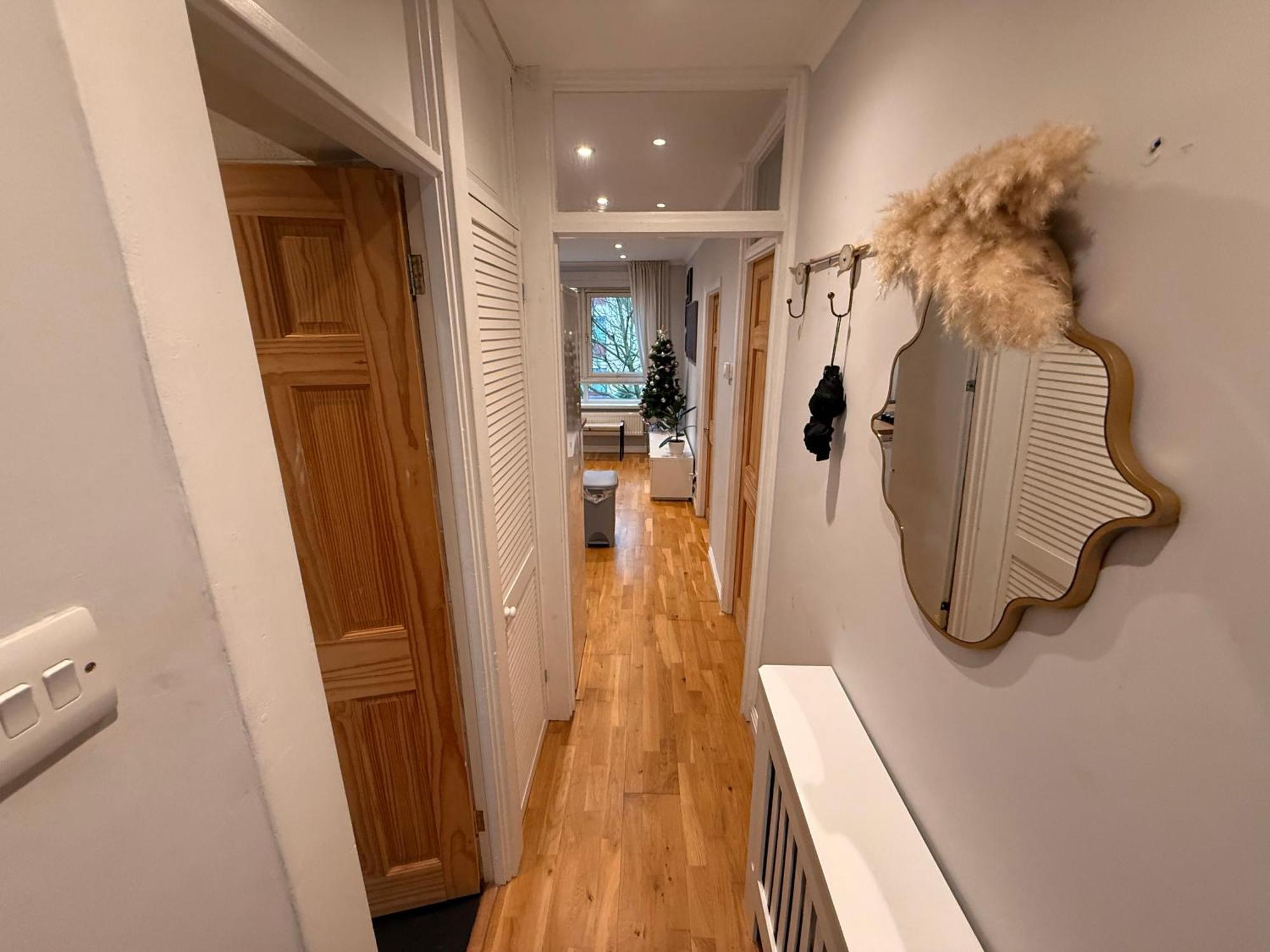 Two Bedroom Flat In The Heart Of Appartamento *