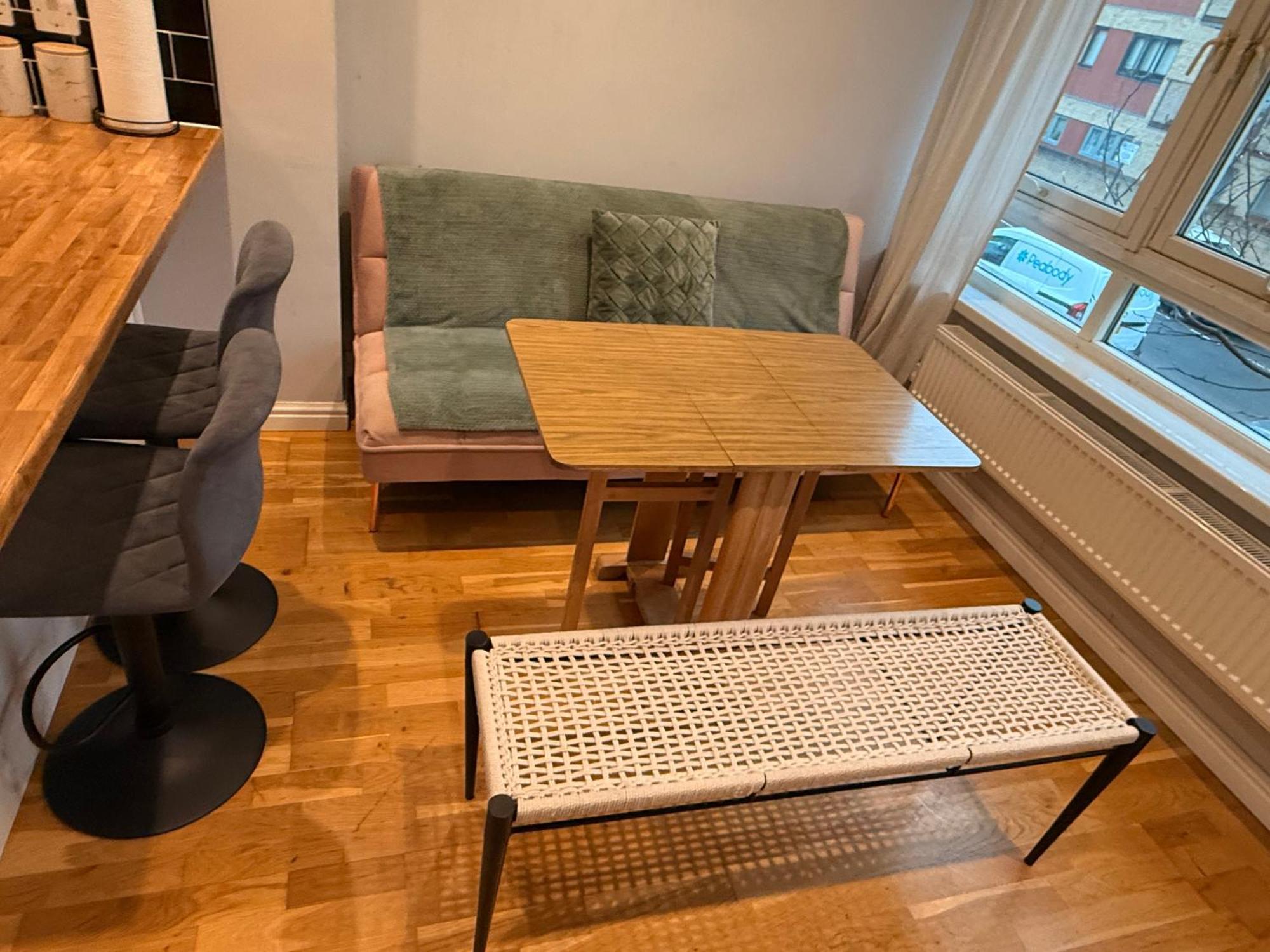 Two Bedroom Flat In The Heart Of Appartamento